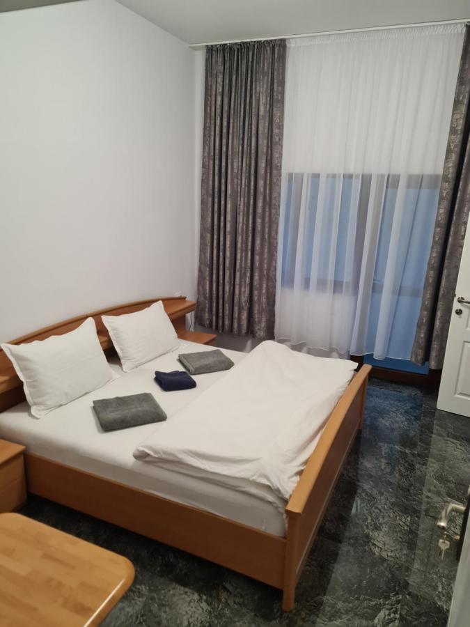 Casa Piri Hotel Anina Buitenkant foto