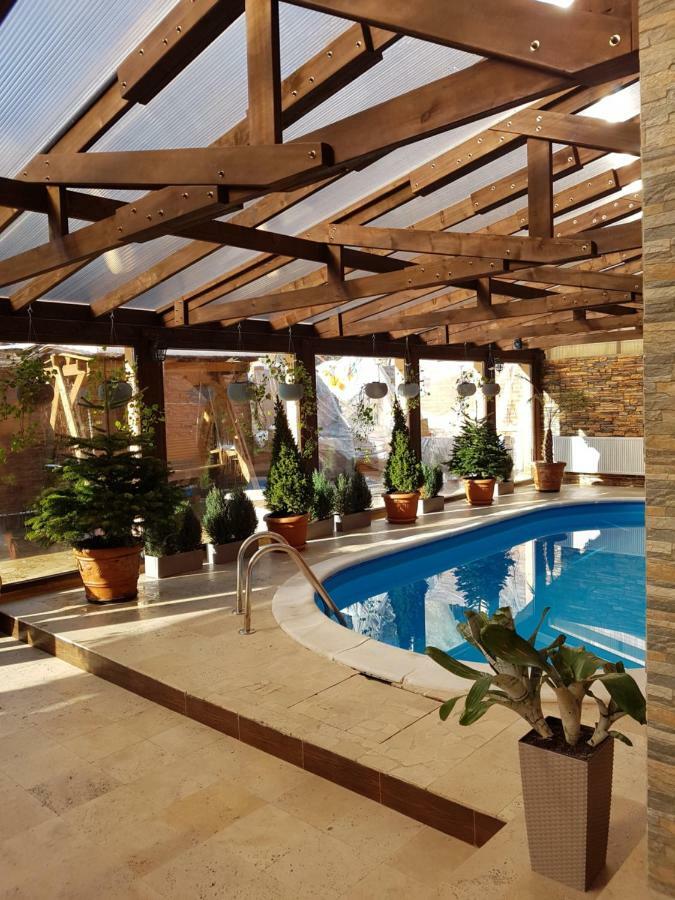 Casa Piri Hotel Anina Buitenkant foto