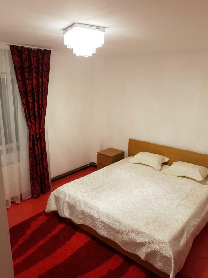 Casa Piri Hotel Anina Buitenkant foto