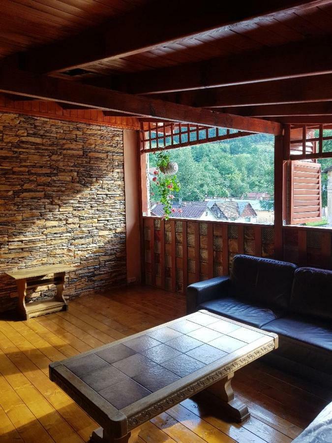 Casa Piri Hotel Anina Buitenkant foto